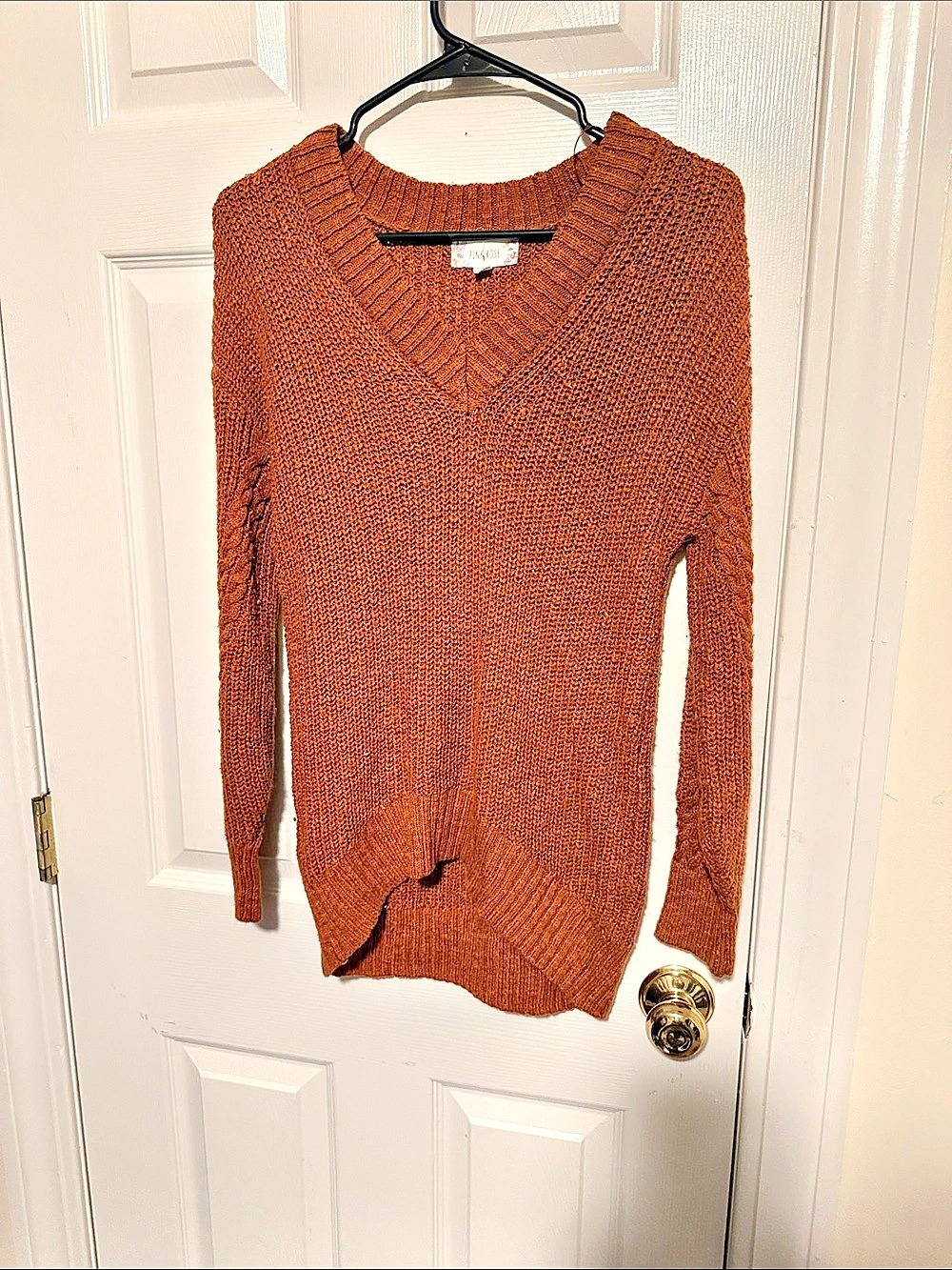 Pink Rose Brown V-Neck Sweater Size Medium